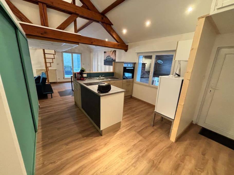 Mini-Loft, Terrasse 24M2, Internet Haut-Debit, Garage Prive Et Place De Parking Audincourt Kültér fotó