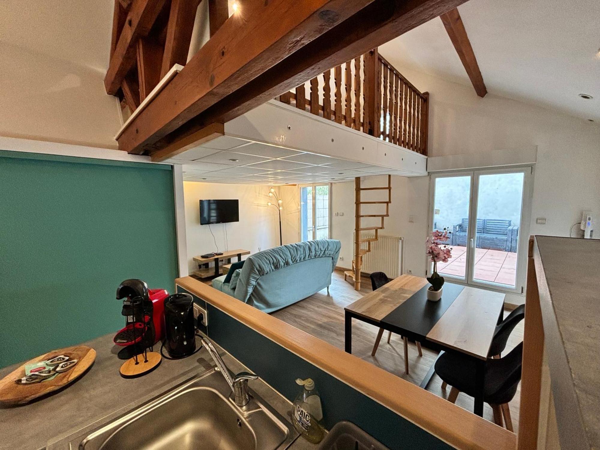 Mini-Loft, Terrasse 24M2, Internet Haut-Debit, Garage Prive Et Place De Parking Audincourt Kültér fotó